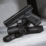 The Pistol of the Navy SEALs is The Glock 19 | TRDCRFT