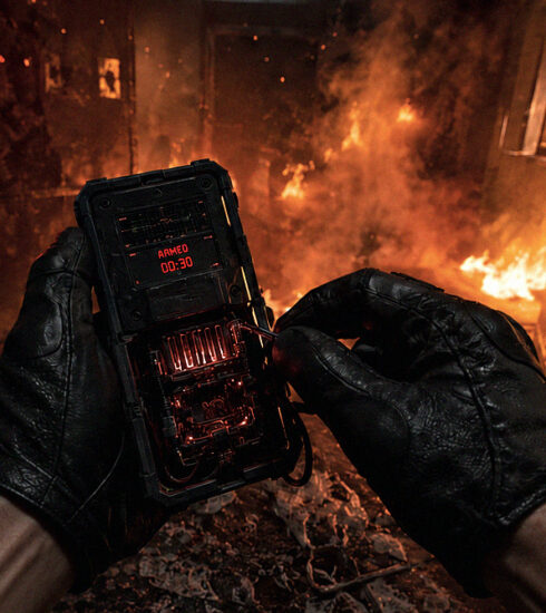 Single-Tasking-Mode-Covert-Operative-Disarming-an-IED-RDCTD-Tradecraft-1